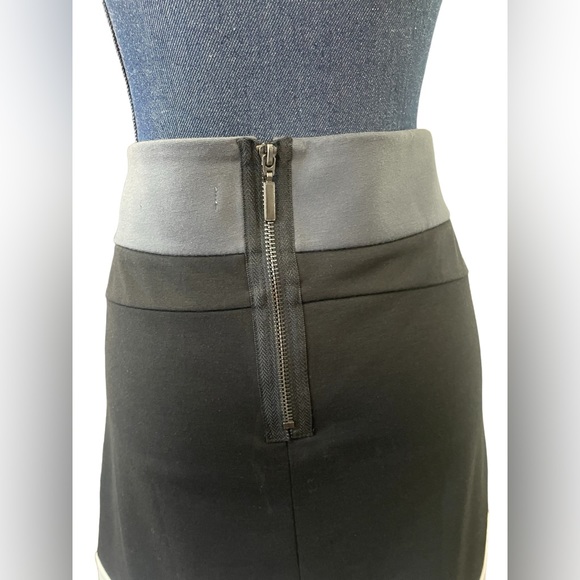 BCBGeneration black grey and white color block mini skirt size 10 - Picture 4 of 6